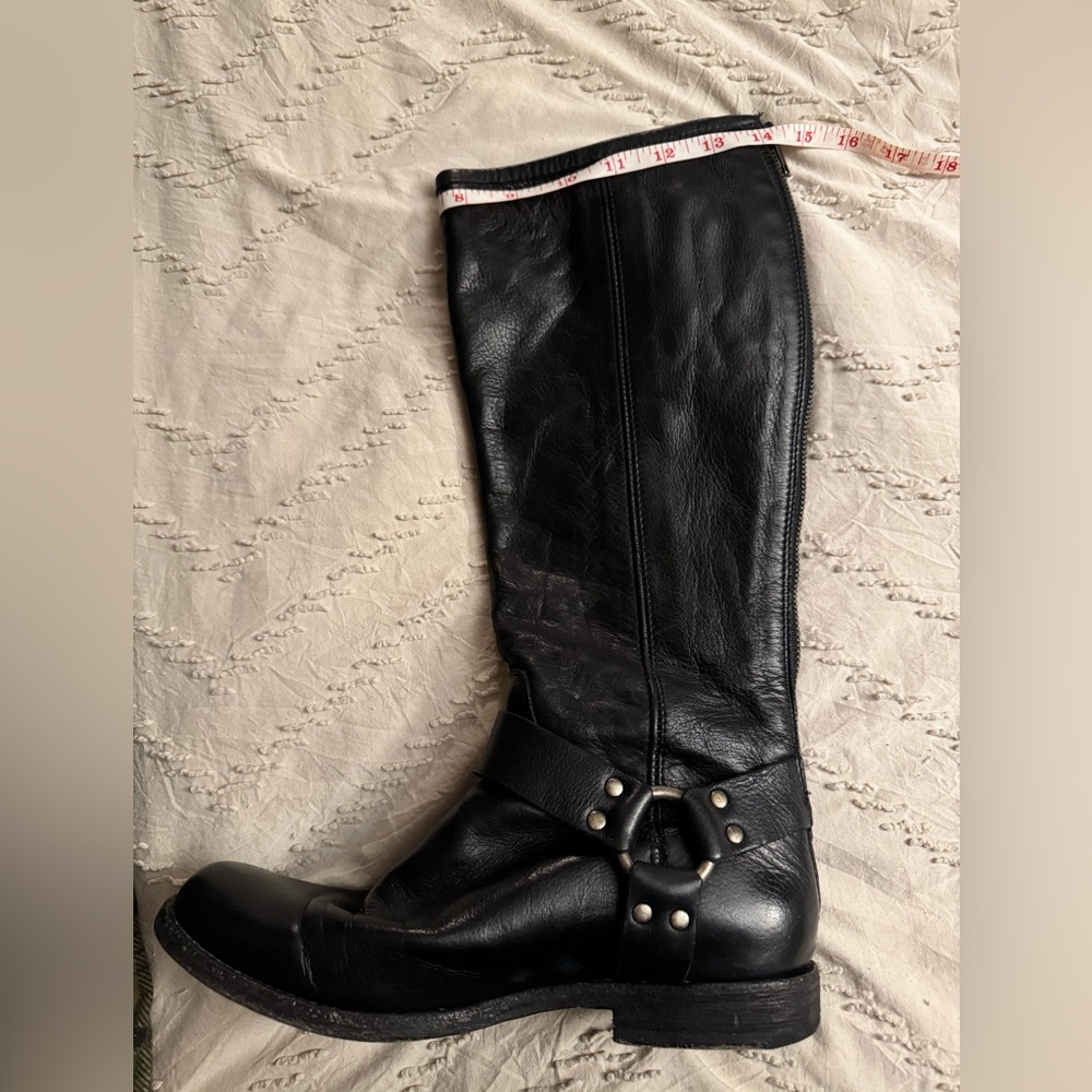 Size 8 Frye Signature Black Leather Riding Boots - Picture 14 of 14
